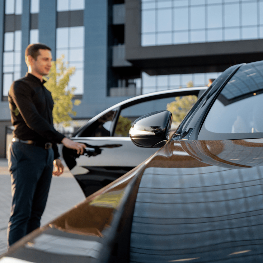 Guaranteed Punctuality- Luxury car chauffeur brisbane